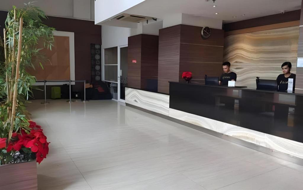U Stay Hotel Mangga Besar Джакарта Екстер'єр фото