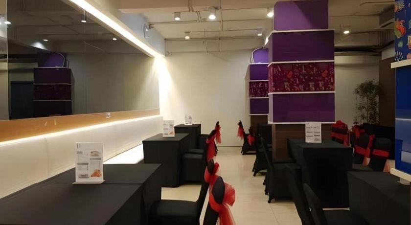 U Stay Hotel Mangga Besar Джакарта Екстер'єр фото