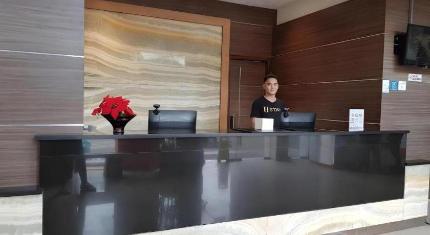 U Stay Hotel Mangga Besar Джакарта Екстер'єр фото