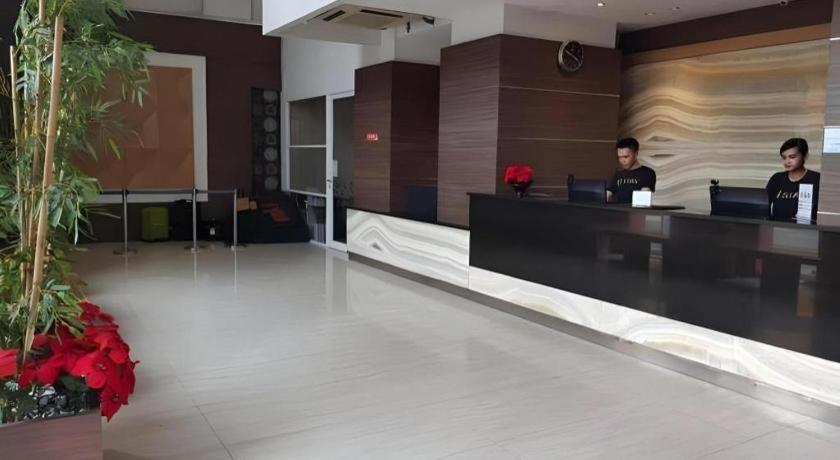 U Stay Hotel Mangga Besar Джакарта Екстер'єр фото