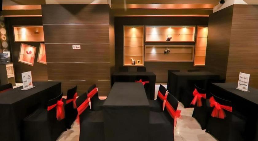 U Stay Hotel Mangga Besar Джакарта Екстер'єр фото