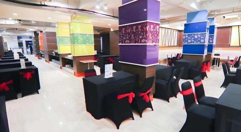 U Stay Hotel Mangga Besar Джакарта Екстер'єр фото